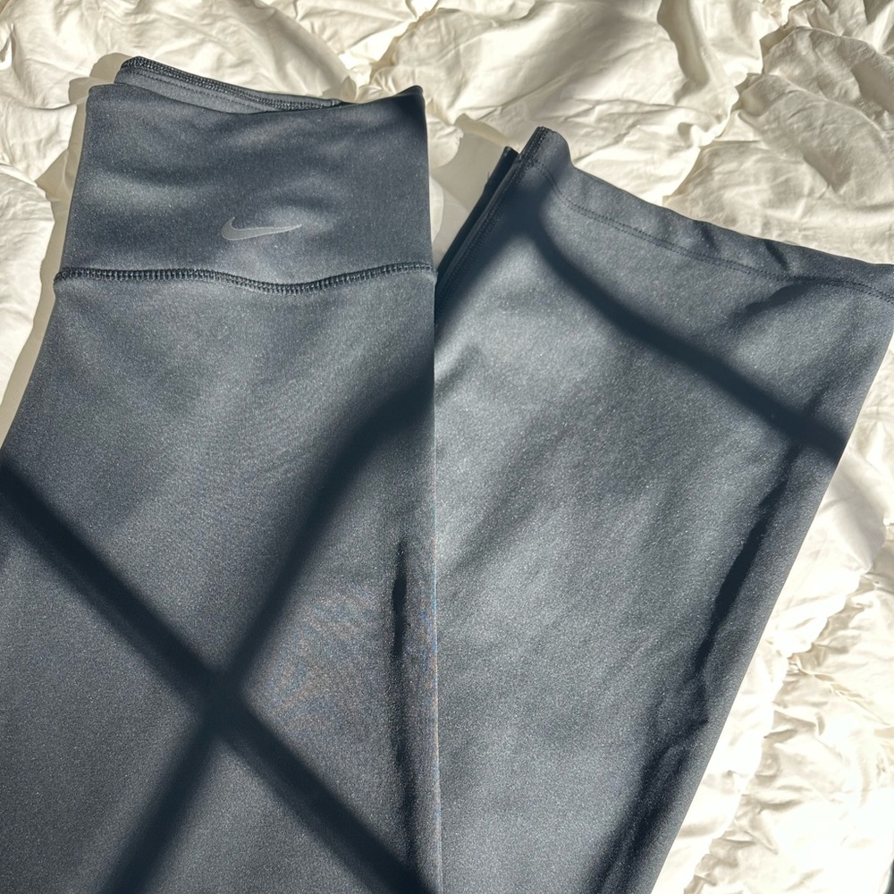 Nike Women's Dri-Fit Performance Yoga Pants